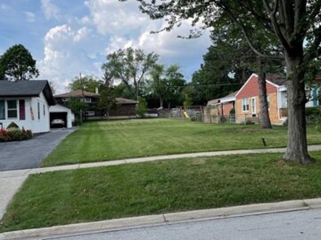 Land for sale in Lombard Land for sale in Lombard