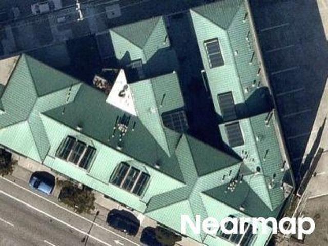 Condo for sale in Oakland, California