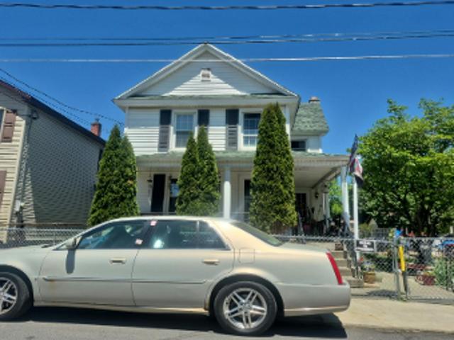 House for sale in Blakely, Pennsylvania