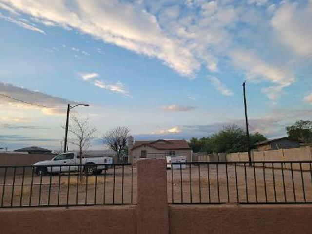 House for sale in Surprise, Arizona