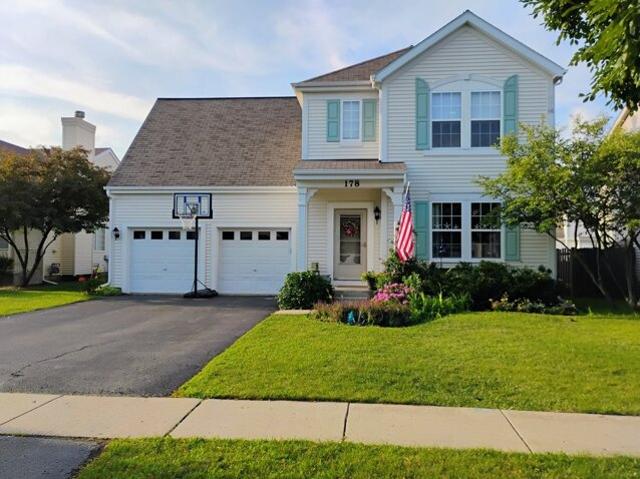 House for sale in Round Lake