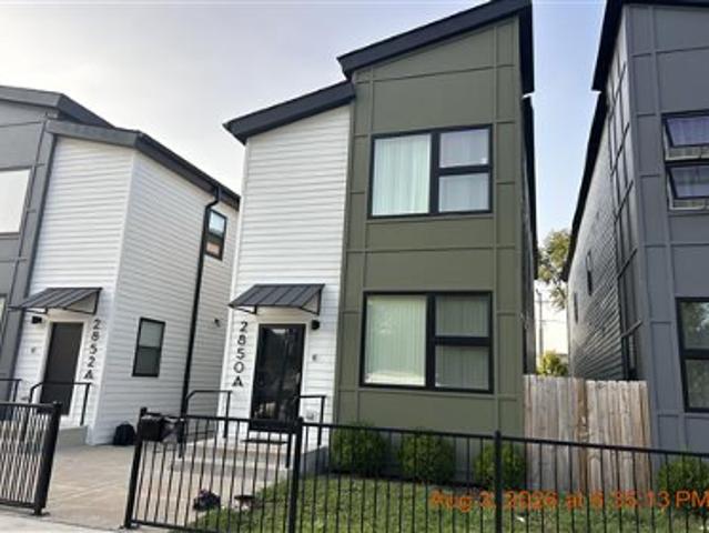 Townhouse for sale in Chicago Park, Illinois