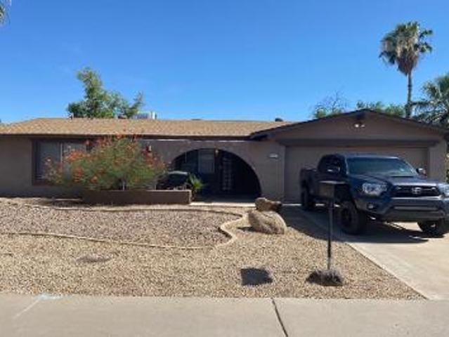 House for sale in Glendale