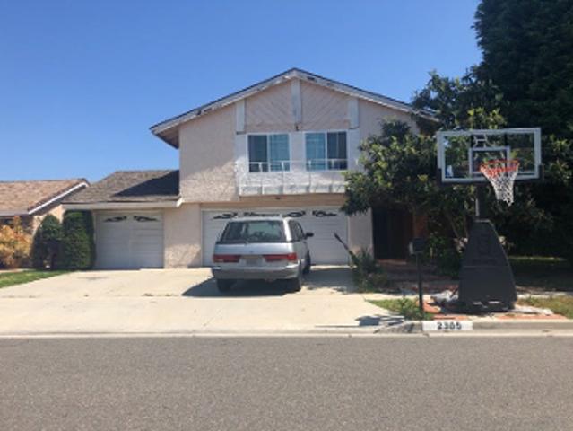 House for sale in Santa Ana, California