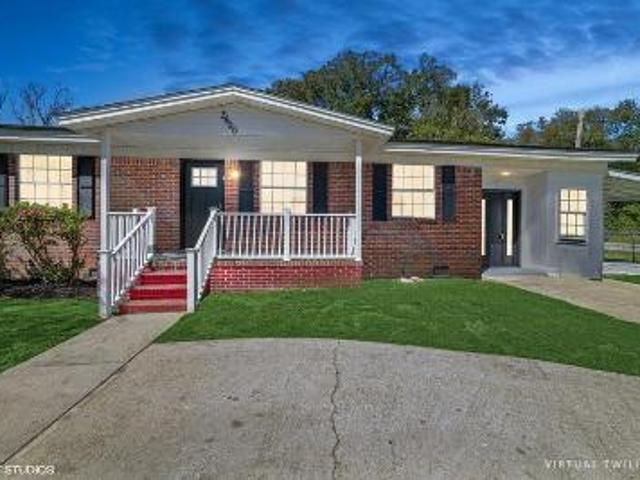 House for sale in Pensacola