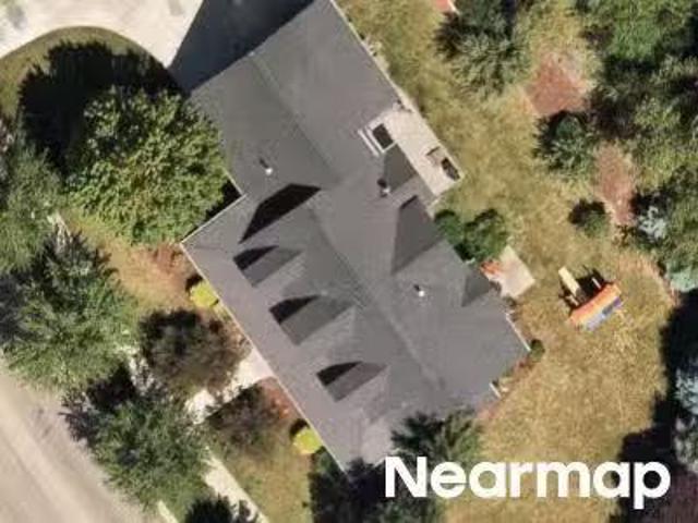 House for sale in Garden City