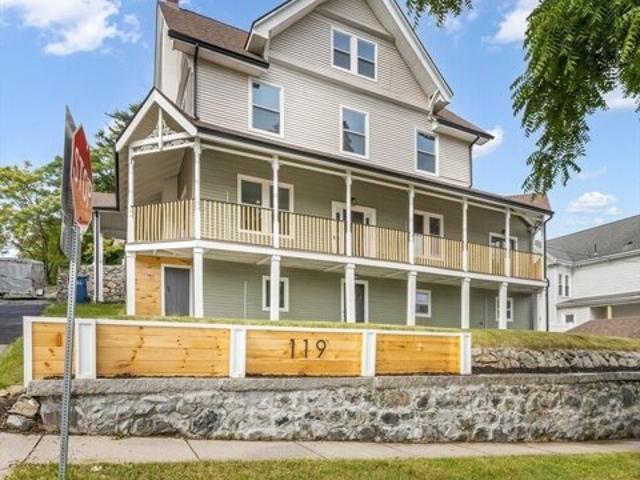 Condo for sale in Melrose