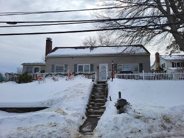 House for sale in New Hampshire