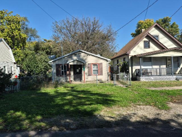 House for sale in Peoria, Peoria County