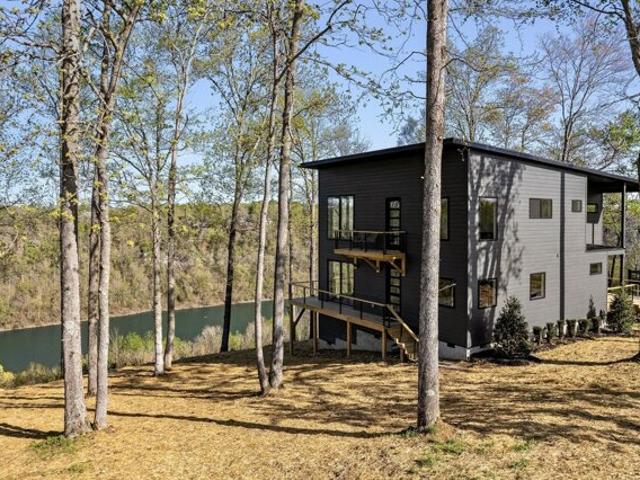 House for sale in Sparta