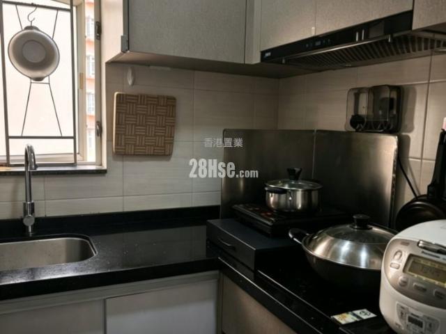 位於 九龍灣 Kowloon Bay, 香港 Hong Kong, 提供 出售 的 公寓