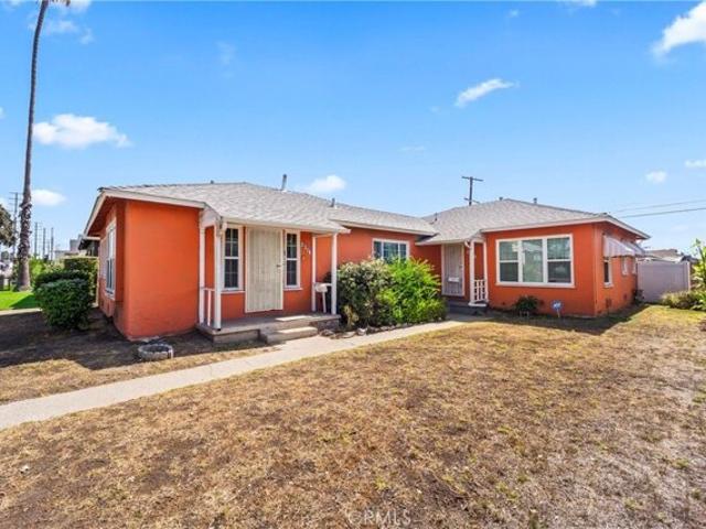House for sale in Inglewood, California