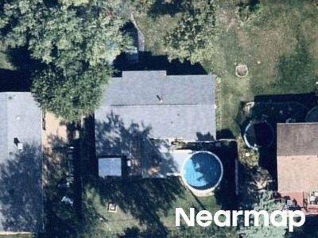 House for sale in Mchenry, Illinois