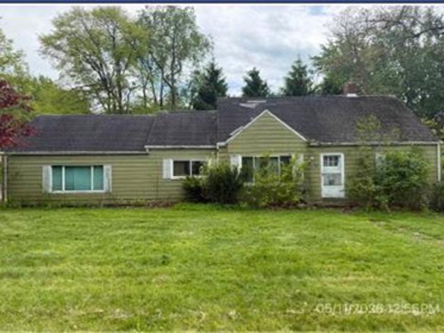 House for sale in Summit, Ohio