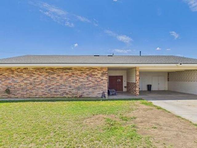 House for sale in Pecos, Texas