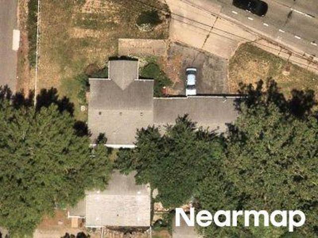 House for sale in Springfield