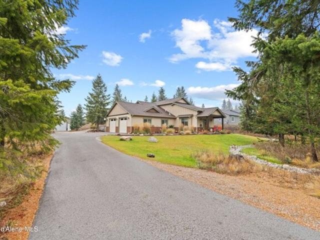 House for sale in Spirit Lake, Idaho
