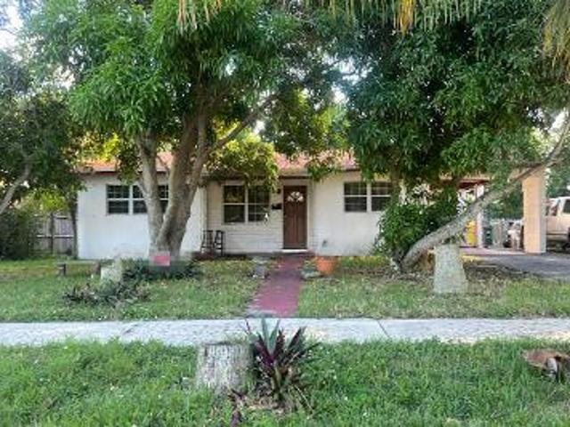 House for sale in Lake Park, Florida