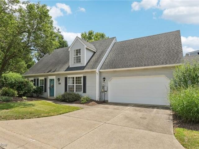 Condo for sale in Streetsboro