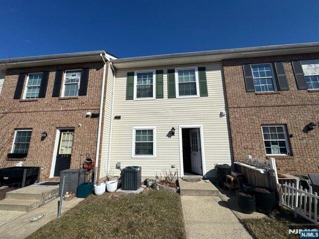 Condo for sale in Newark