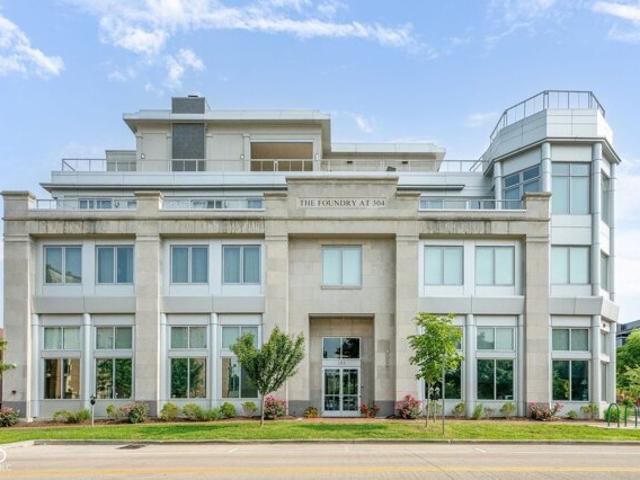 Condo for sale in Bloomington Condo for sale in Bloomington