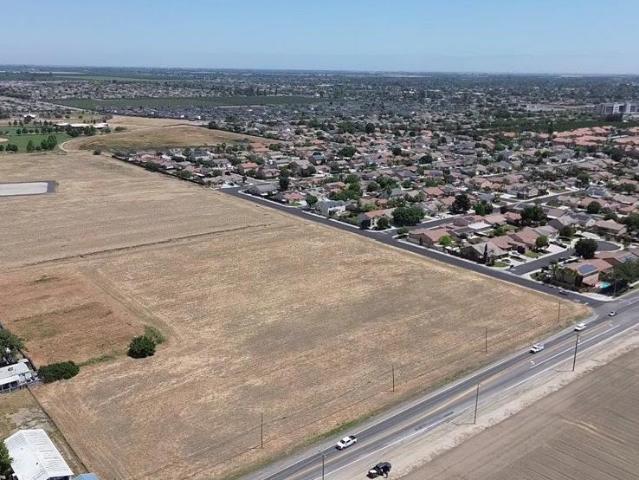 Land for sale in Hanford, California