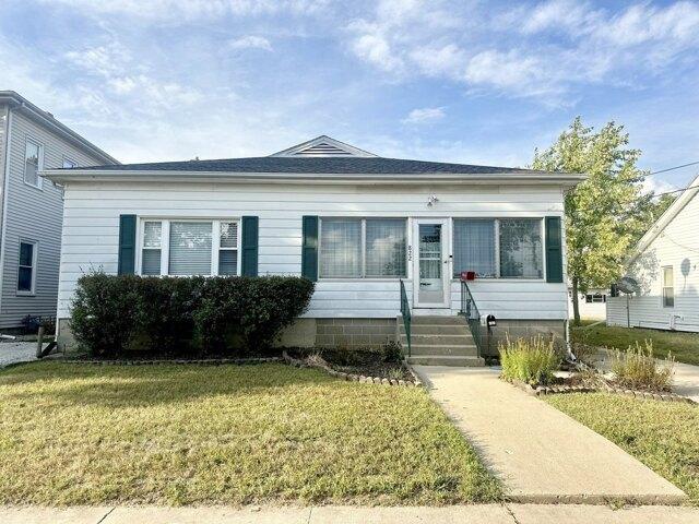 House for sale in Ottawa, Illinois
