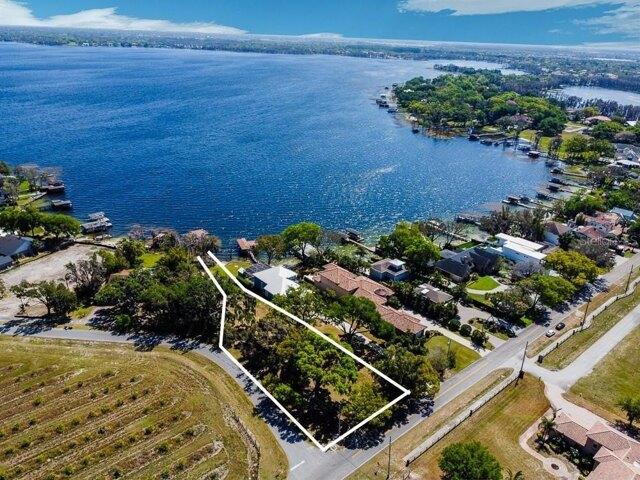 Land for sale in Windermere