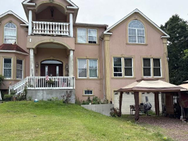 House for sale in Centereach, New York