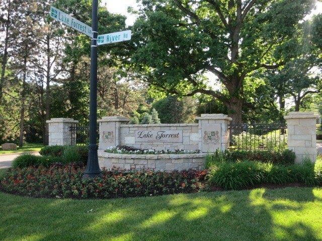 Land for sale in Shorewood