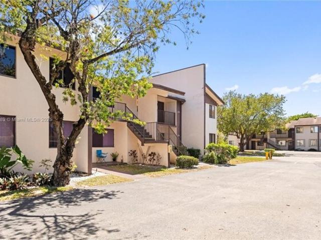 Condo for sale in Margate