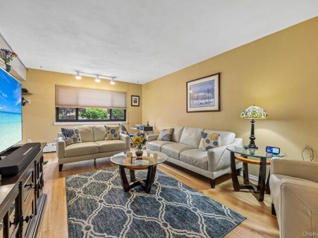 Condo for sale in Rockland, New York