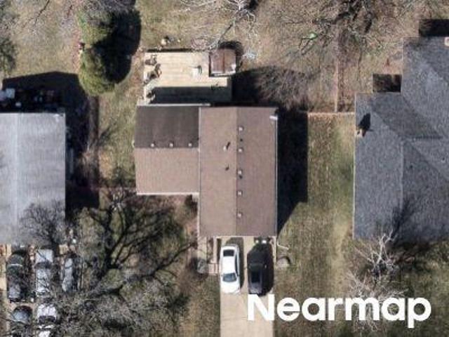 House for sale in Mchenry, Illinois