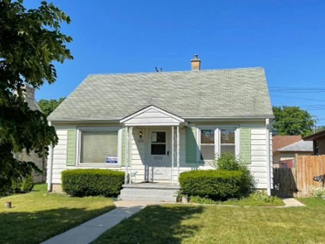 House for sale in Lincoln Creek, Milwaukee