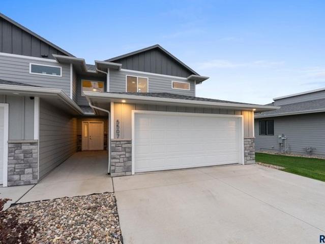 Townhouse for sale in Sioux Falls, South Dakota
