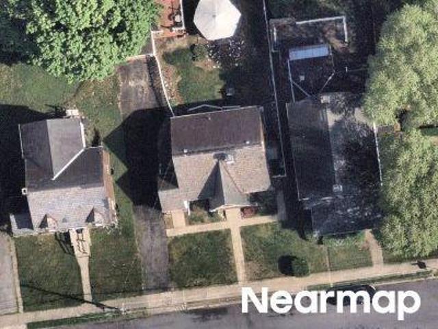 House for sale in Easton