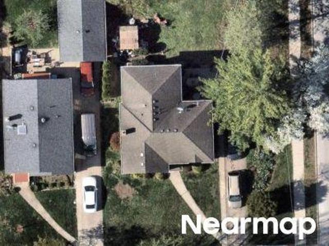 House for sale in Mount Prospect