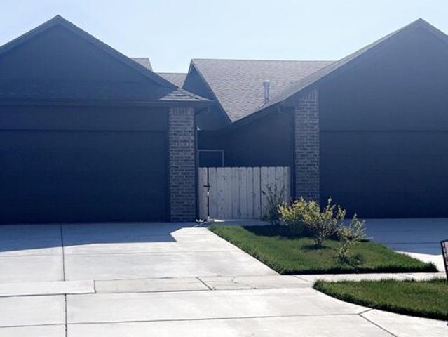 House for sale in Goddard