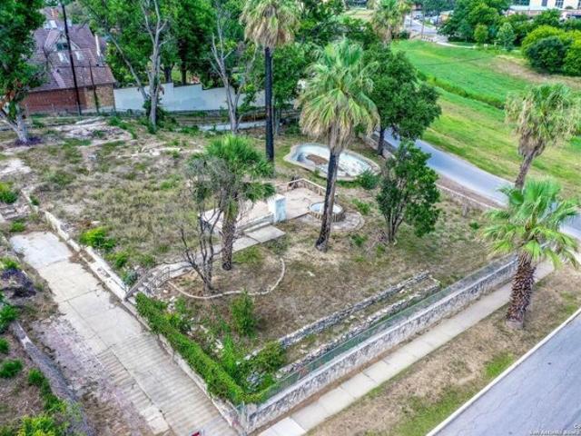 Land for sale in San Antonio Land for sale in San Antonio