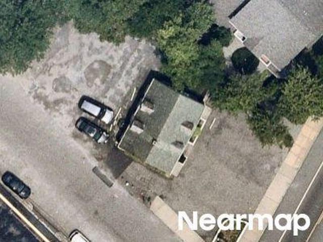 Commercial for sale in Bay Shore Commercial for sale in Bay Shore
