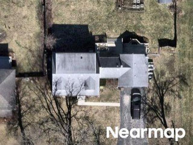 House for sale in Cary, Illinois