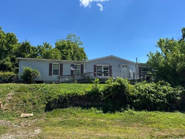 House for sale in New Straitsville, Ohio