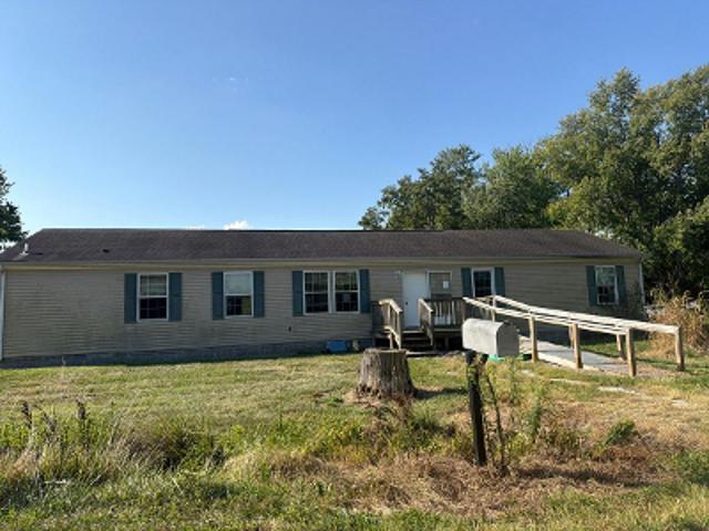 House for sale in Lyons, Indiana