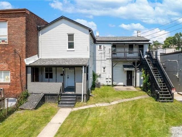 House for sale in Carnegie