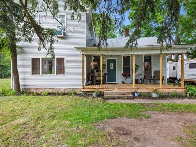 House for sale in Stanton
