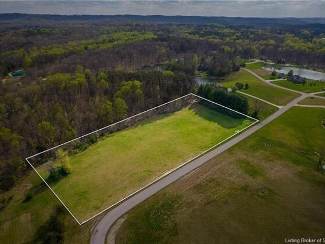Land for sale in Scottsburg