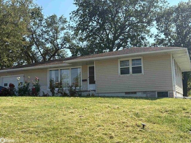 House for sale in Osceola, Iowa