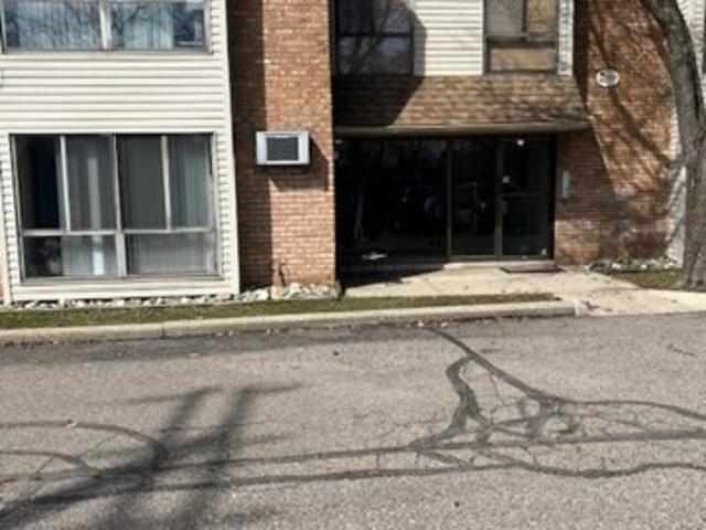 Condo for sale in Farmington