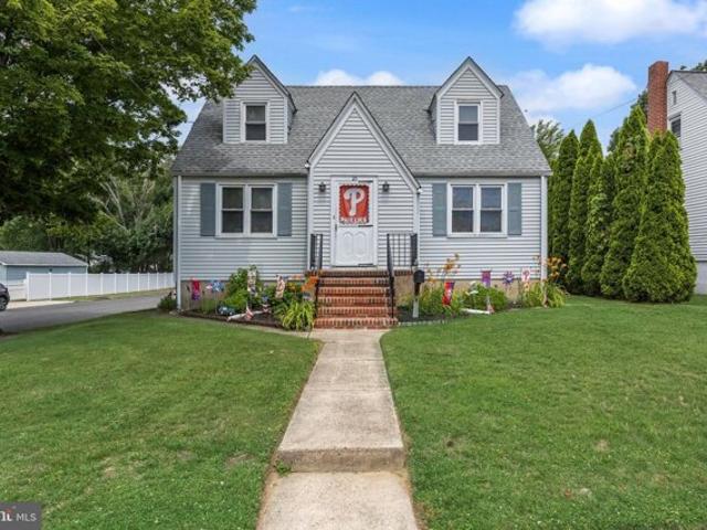 House for sale in Maple Shade, New Jersey
