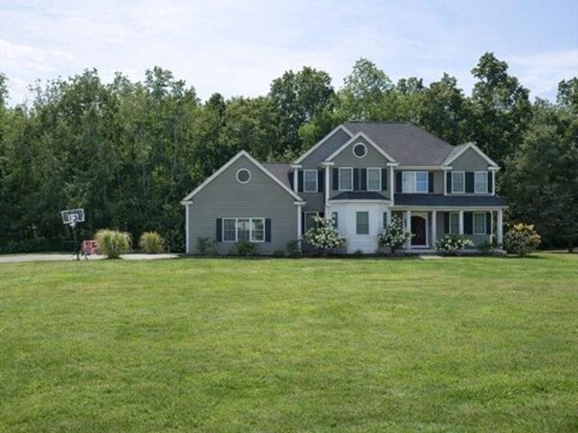 House for sale in Sutton, Massachusetts